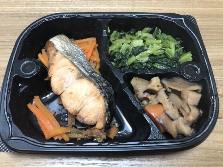 わんまいる美食弁当「北海道産 秋鮭の塩焼き」の実食レビュー